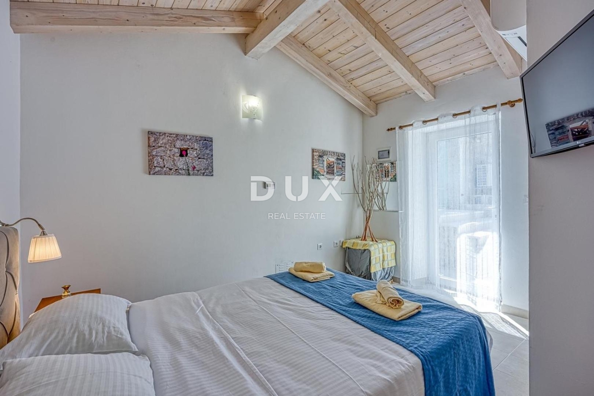 ISTRIA, SVETI LOVREČ - Casa in pietra con piscina