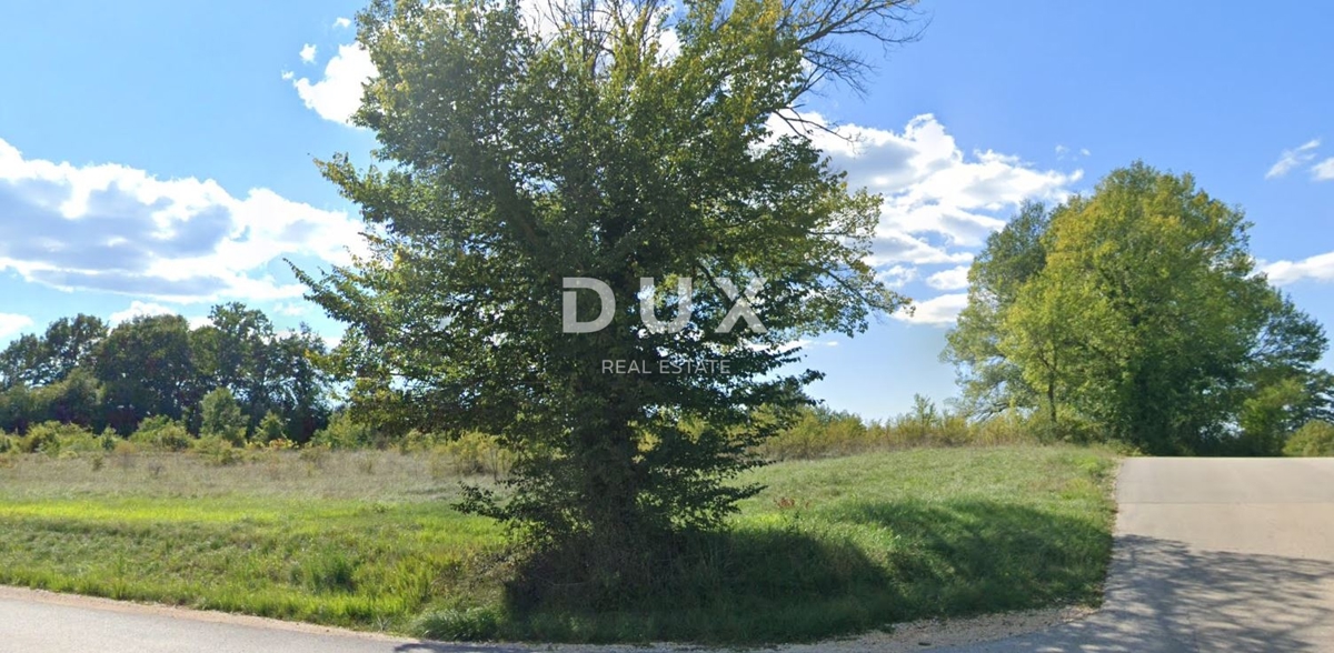 ISTRIA, ŽMINJ – Terreno edificabile con permesso e progetto con area agricola aggiuntiva