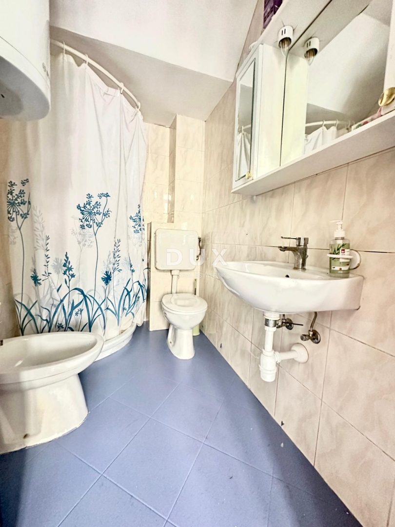 ISTRIA, POLA - Casa per investimento sopra l'Arena - OCCASIONE!!