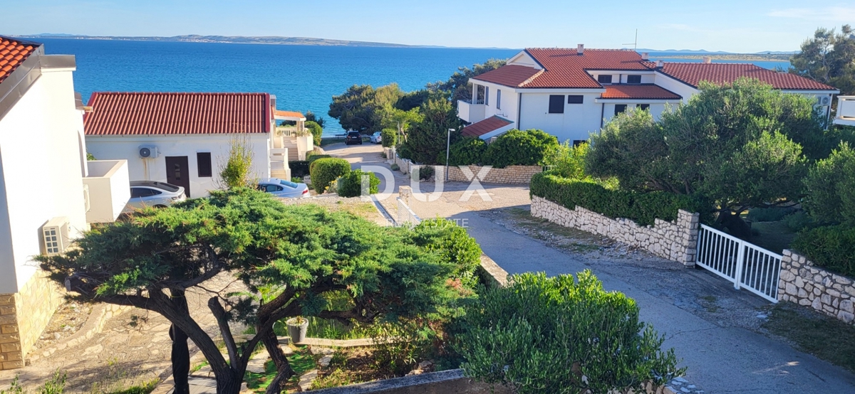 ISOLA DI PAG, KOŠLJUN - casa familiare al mare