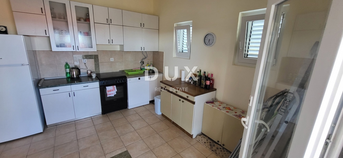 ISOLA DI PAG, KOŠLJUN - casa familiare al mare