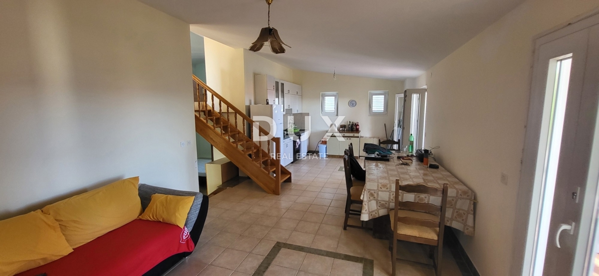 ISOLA DI PAG, KOŠLJUN - casa familiare al mare