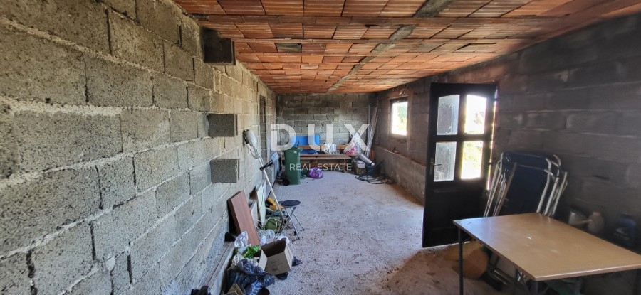 ISOLA DI PAG, KOŠLJUN - casa familiare al mare