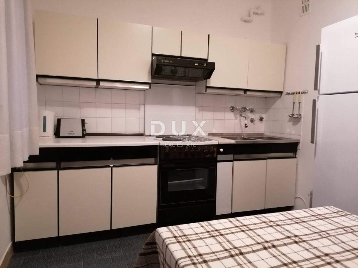 RIJEKA, GORNJA VEŽICA - appartamento 35 m2 con vista mare