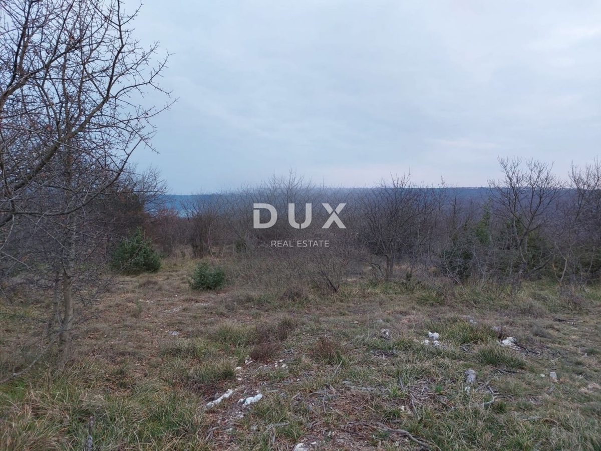 ISTRIA, BARBAN - Terreno edificabile con vista mare