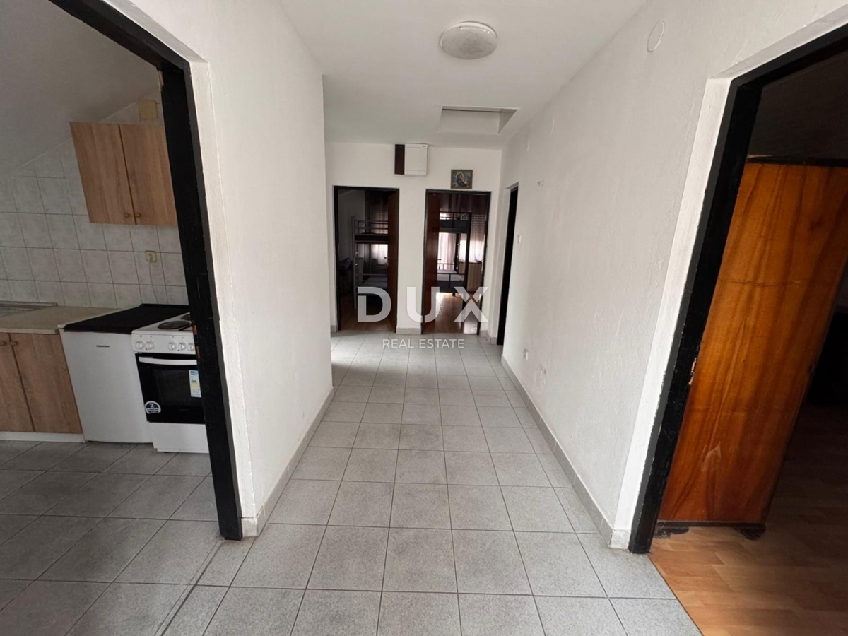 ZAGABRIA, DONJA DUBRAVA - due case in una posizione tranquilla