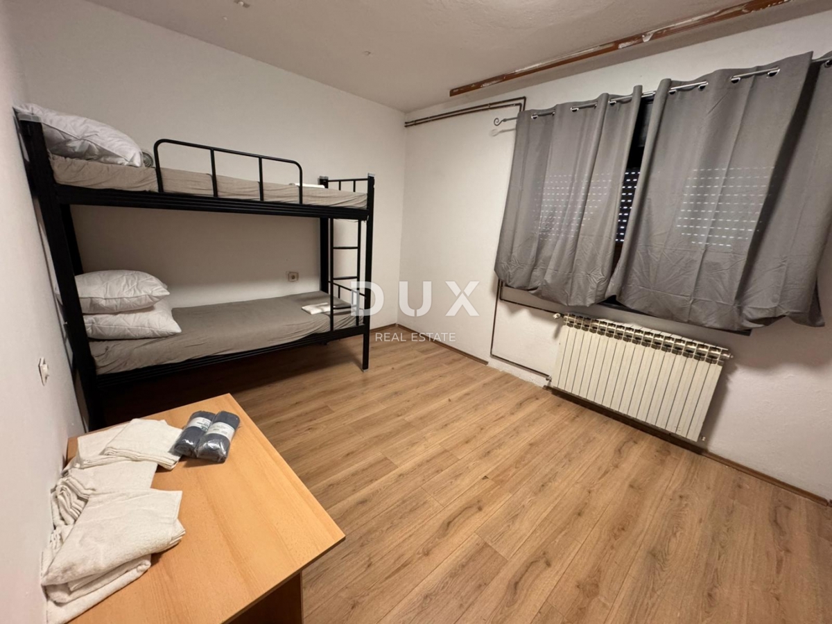 ZAGABRIA, DONJA DUBRAVA - due case in una posizione tranquilla