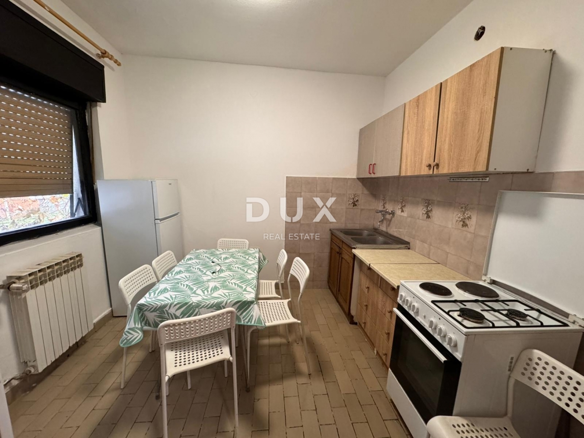 ZAGABRIA, DONJA DUBRAVA - due case in una posizione tranquilla