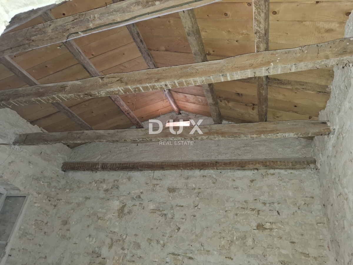 ISTRIA, BALE - casa e edificio ausiliario nel centro