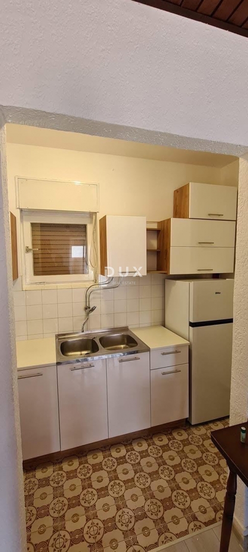 RIJEKA, ČAVLE - casa indipendente con garage