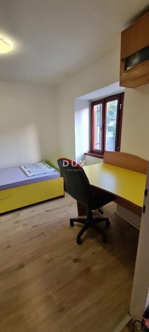 RIJEKA, ČAVLE - casa indipendente con garage