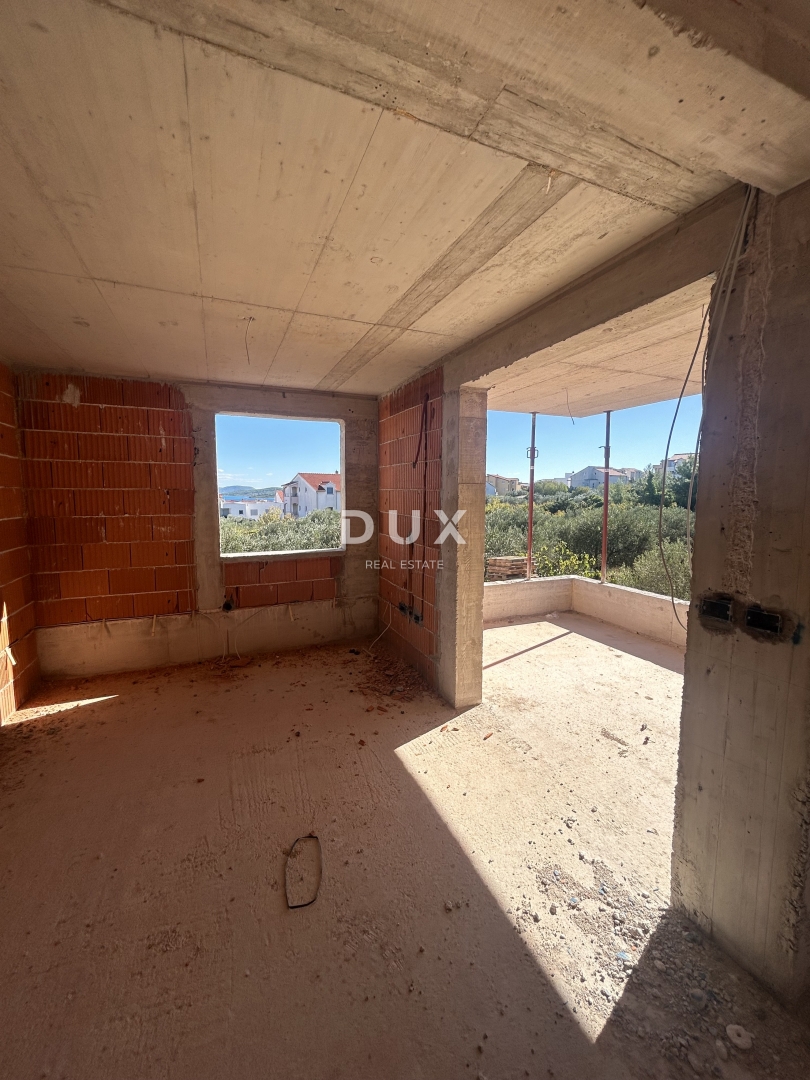 ŠIBENIK, VODICE - Appartamento con tre camere da letto in un nuovo edificio con una splendida vista sul mare!