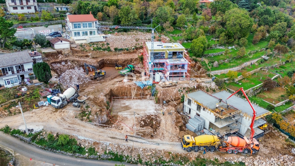 ABBAZIA, LOVRAN - attico di lusso in un complesso residenziale boutique con vista panoramica sul mare