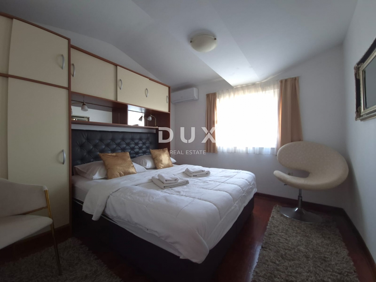 ZARA, BORIK - OCCASIONE! Villa con 4 spaziosi appartamenti e vista mare!