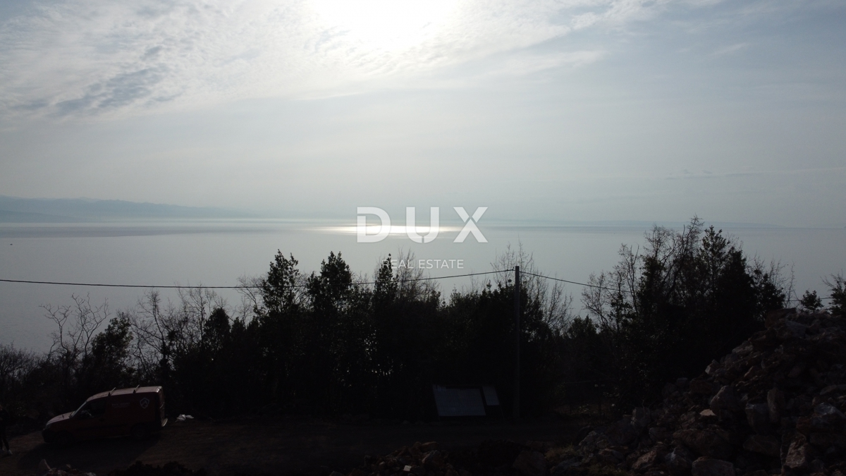 OPATIJA, IČIĆI - Elegante appartamento con giardino privato e panorama