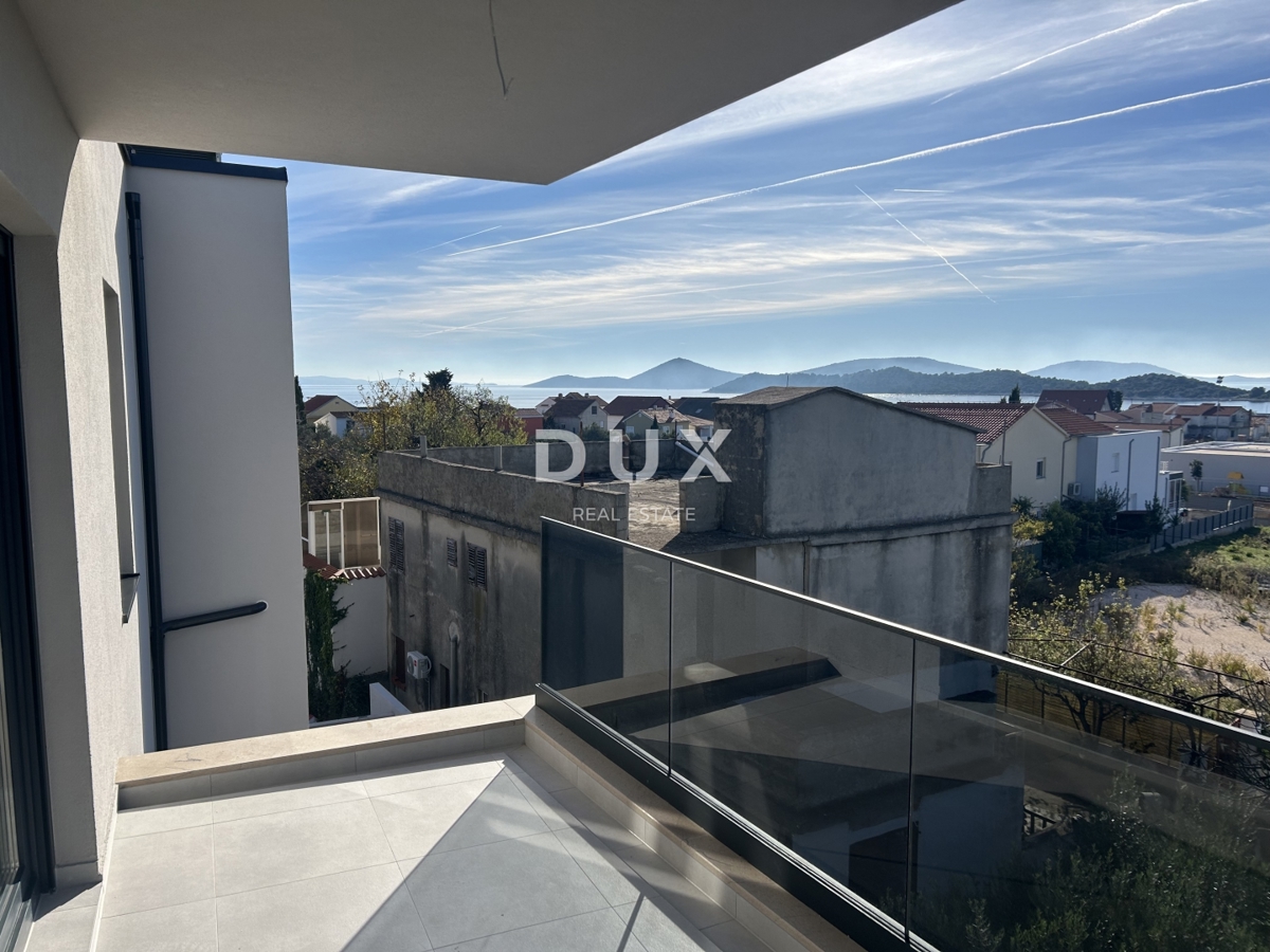 SEBENICO, TRIBUNJ – Appartamento in un nuovo edificio con vista mare! OCCASIONE!