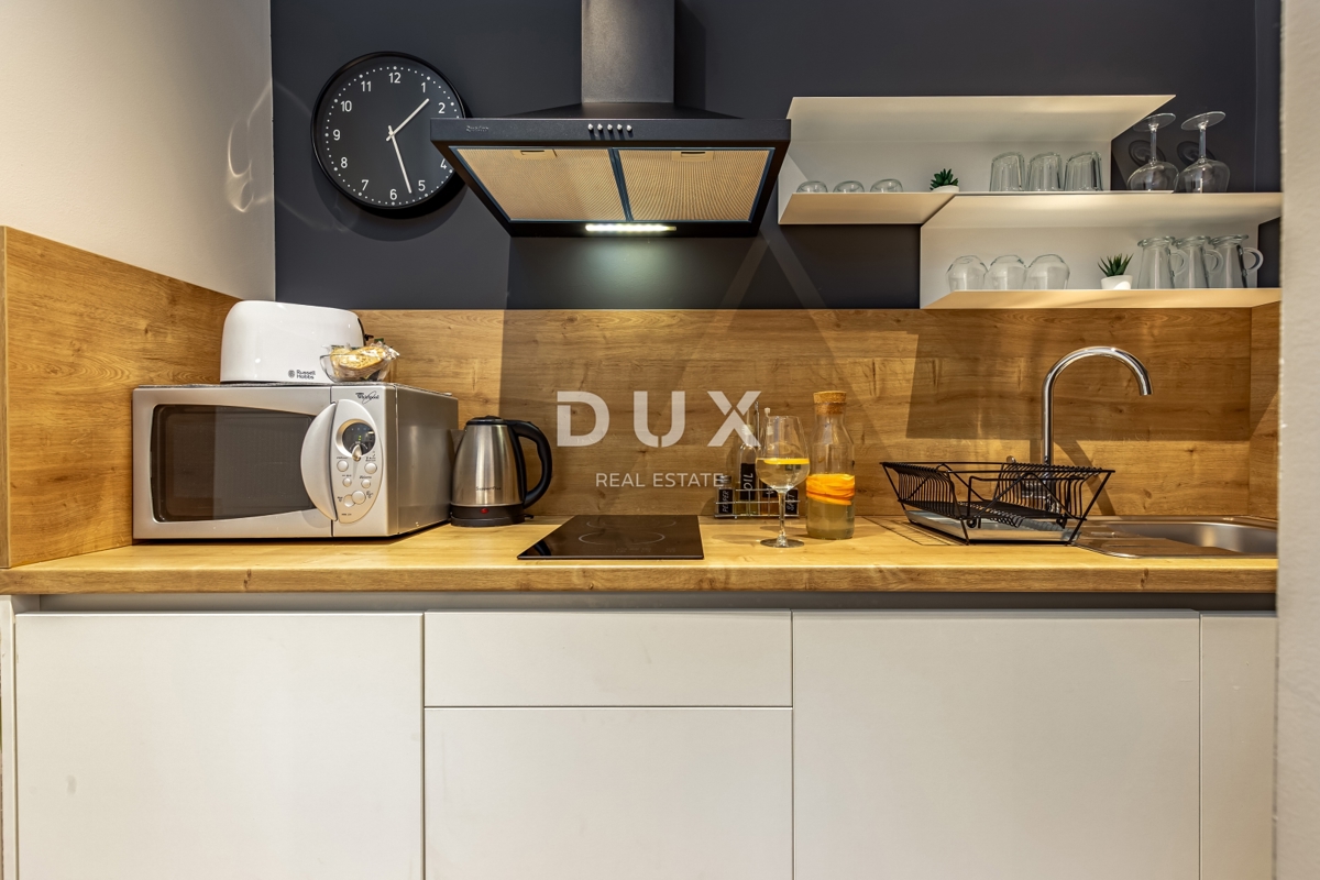 RIJEKA, CENTRO – Immobile d’investimento con tre appartamenti modernamente arredati