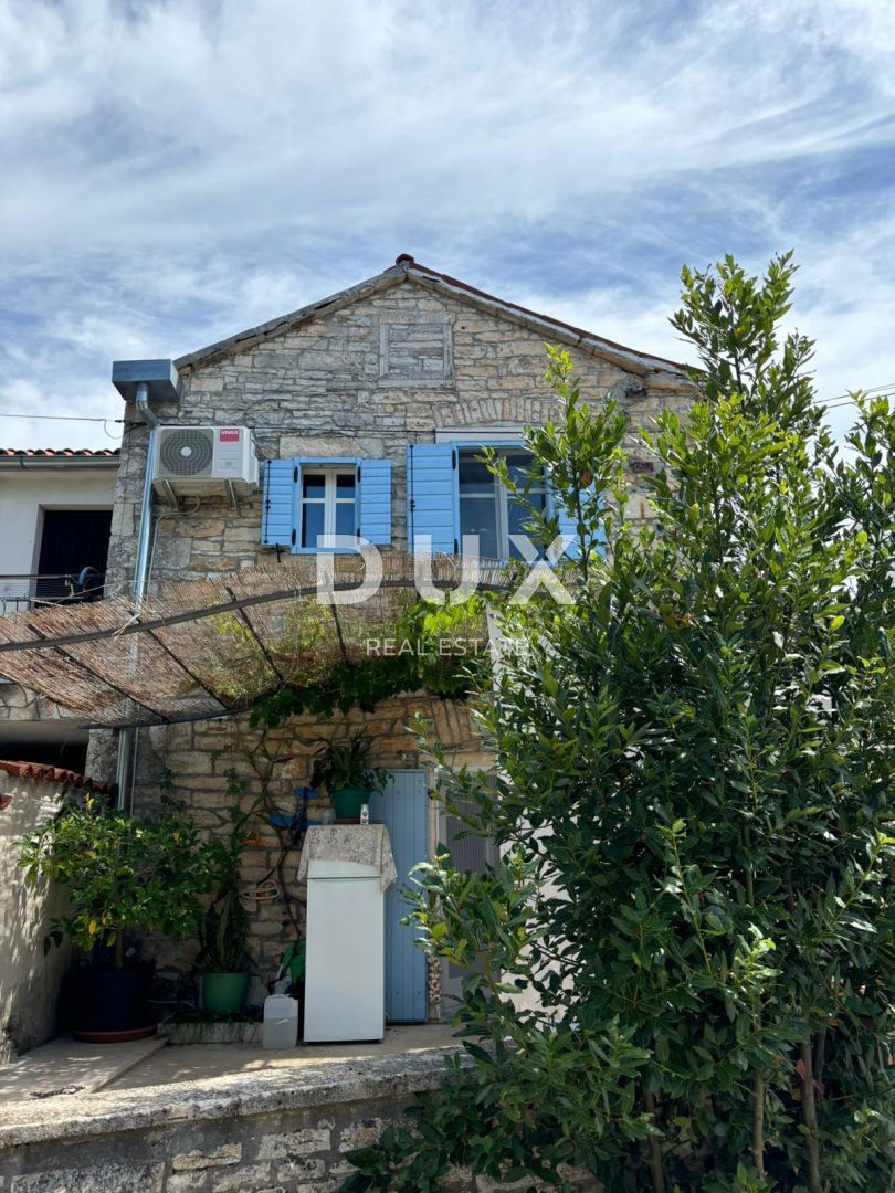 ISTRIA, KANFANAR - Bella casa istriana + 490 m2 di terreno edificabile!