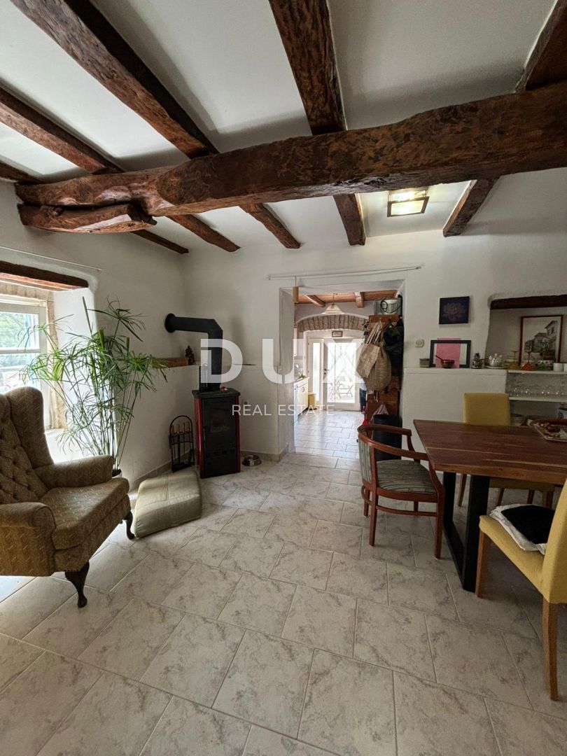 ISTRIA, KANFANAR - Bella casa istriana + 490 m2 di terreno edificabile!