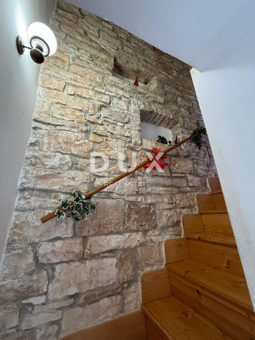 ISTRIA, KANFANAR - Bella casa istriana + 490 m2 di terreno edificabile!