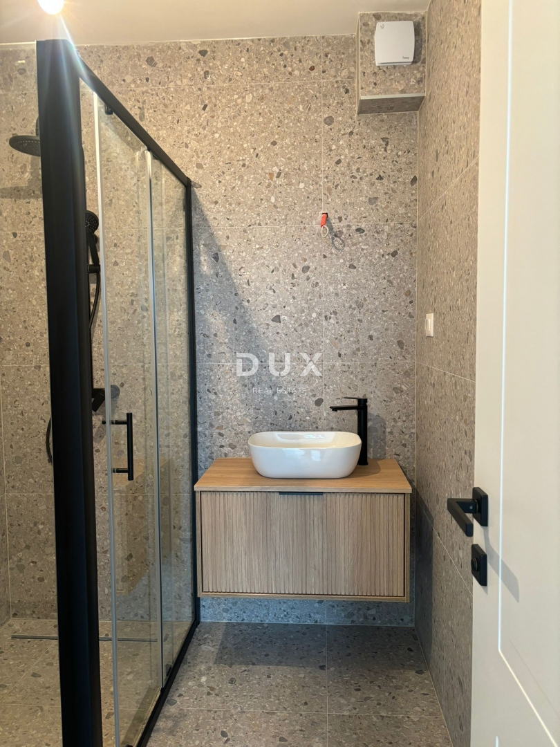 ISTRIA, MEDOLINO (Banjole) - Bellissimo appartamento nuovo con giardino! Permesso di abitare! Investimento nel turismo!