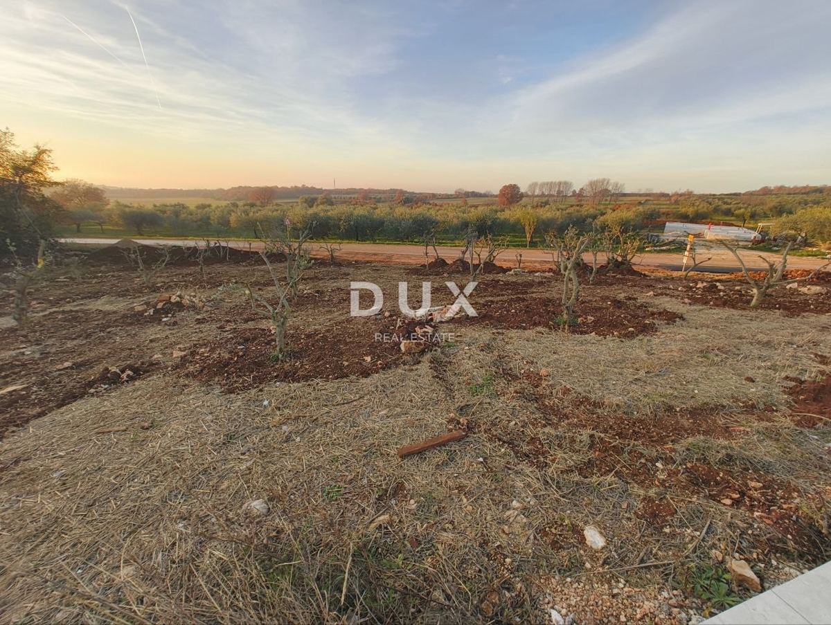 ISTRIA, KAŠTELIR - Affascinante villa in pietra con vista panoramica sul mare