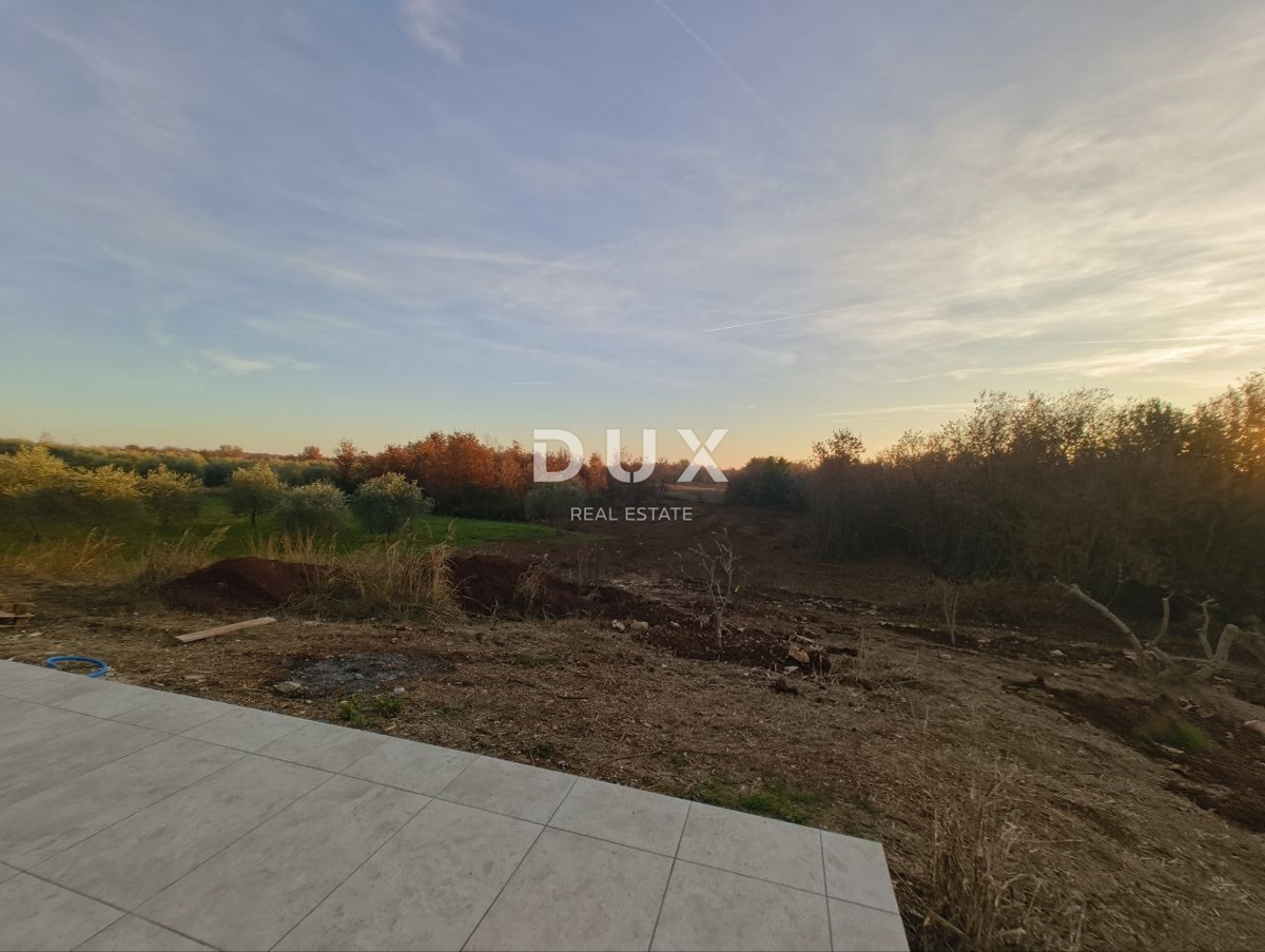 ISTRIA, KAŠTELIR - Affascinante villa in pietra con vista panoramica sul mare