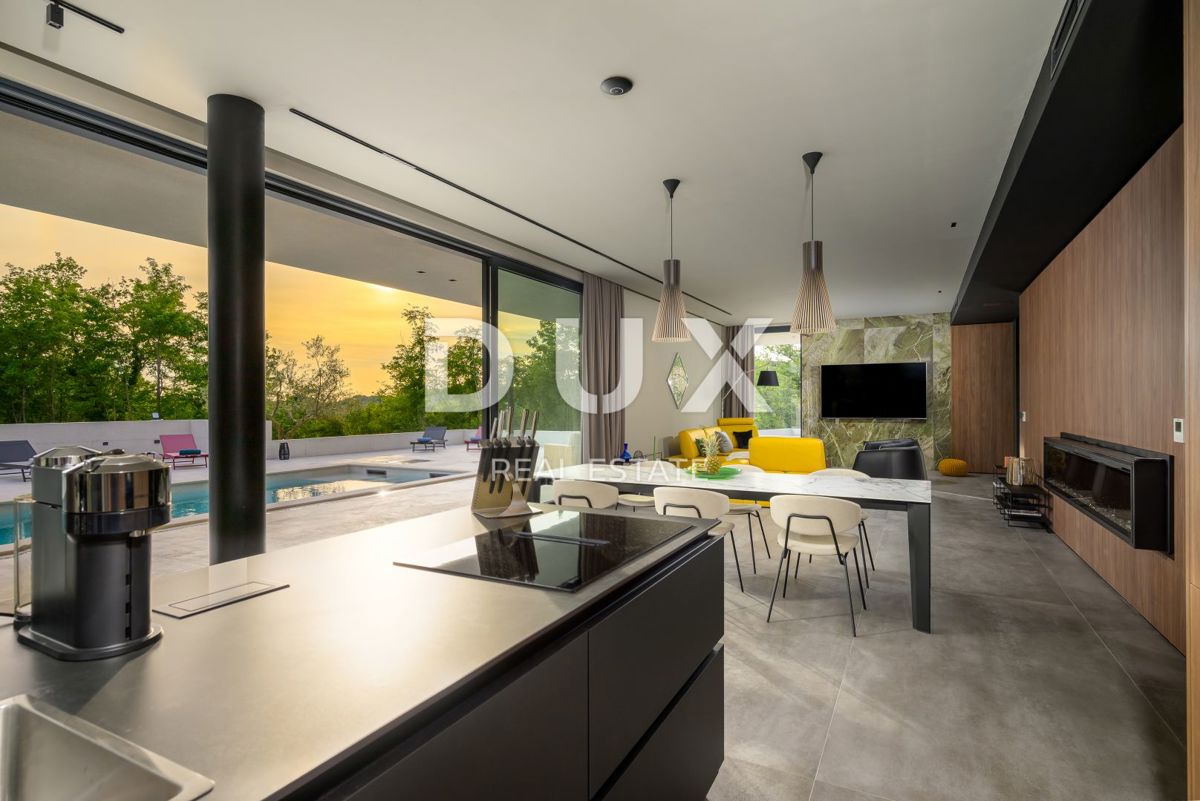 ISTRIA, GROŽNJAN - Villa di design di nuova costruzione con completa privacy, immersa nel verde con una splendida vista