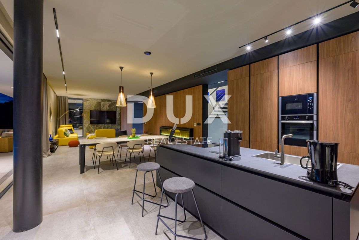 ISTRIA, GROŽNJAN - Villa di design di nuova costruzione con completa privacy, immersa nel verde con una splendida vista