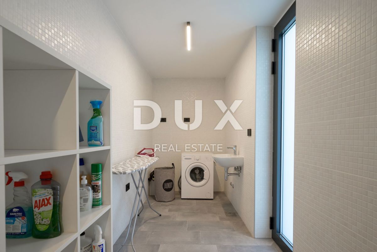 ISTRIA, GROŽNJAN - Villa di design di nuova costruzione con completa privacy, immersa nel verde con una splendida vista