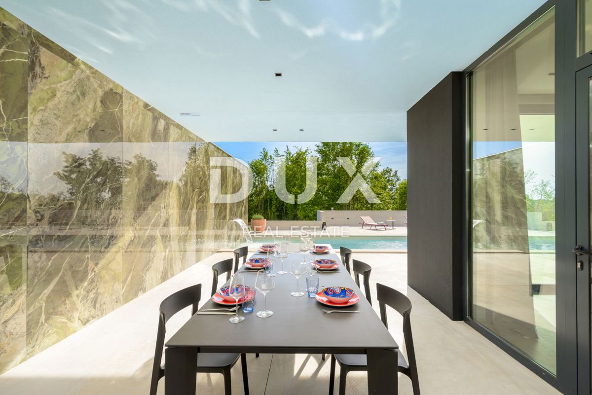 ISTRIA, GROŽNJAN - Villa di design di nuova costruzione con completa privacy, immersa nel verde con una splendida vista