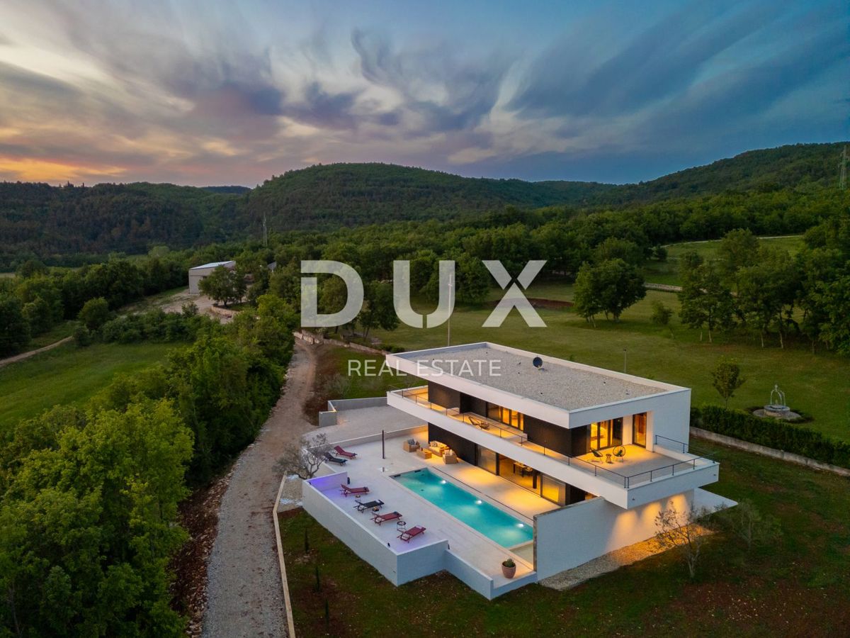 ISTRIA, GROŽNJAN - Villa di design di nuova costruzione con completa privacy, immersa nel verde con una splendida vista