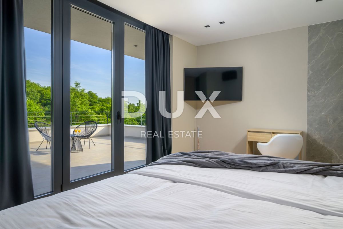 ISTRIA, GROŽNJAN - Villa di design di nuova costruzione con completa privacy, immersa nel verde con una splendida vista