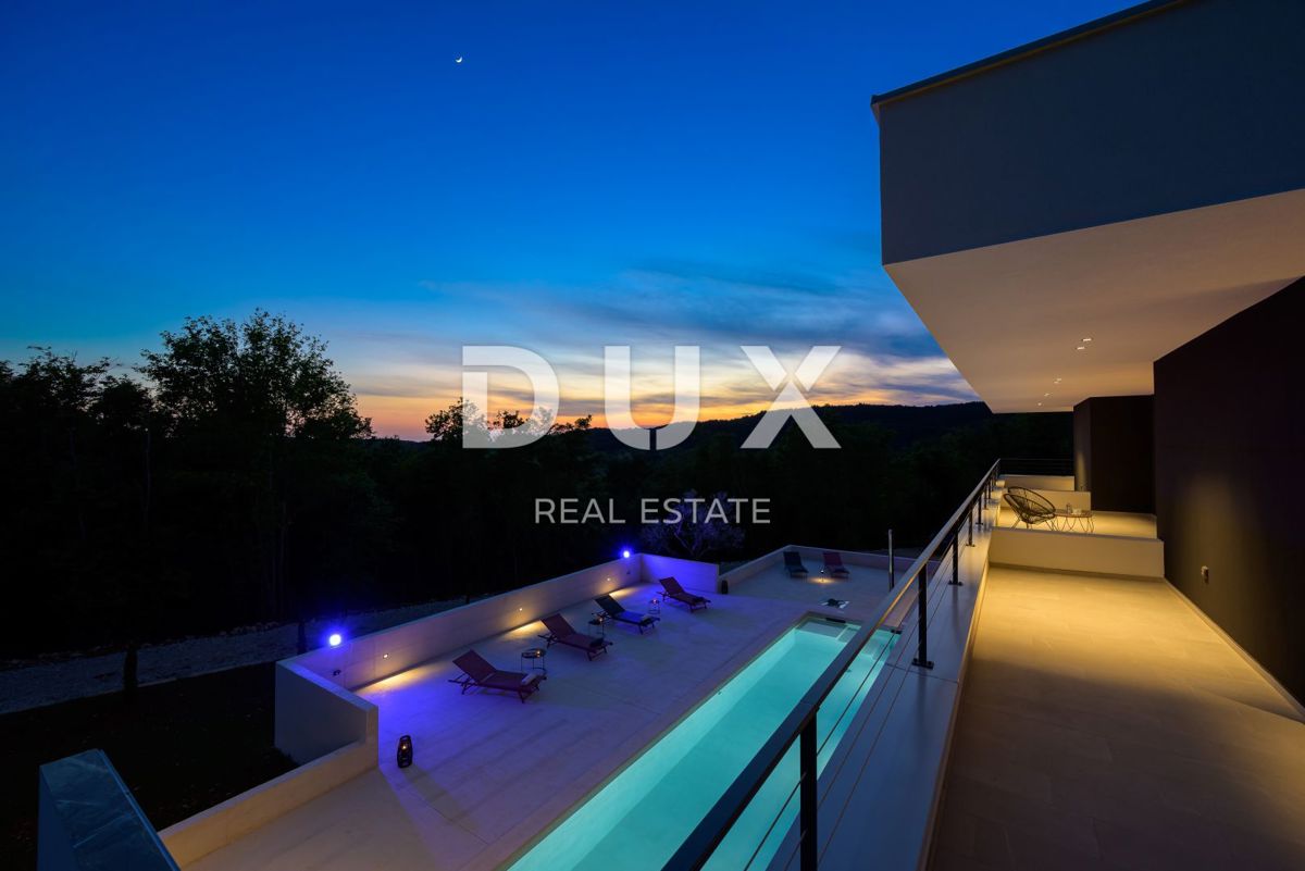 ISTRIA, GROŽNJAN - Villa di design di nuova costruzione con completa privacy, immersa nel verde con una splendida vista