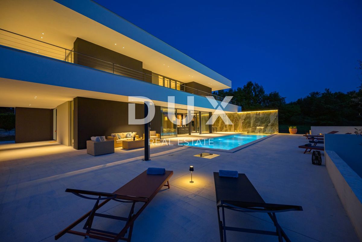 ISTRIA, GROŽNJAN - Villa di design di nuova costruzione con completa privacy, immersa nel verde con una splendida vista