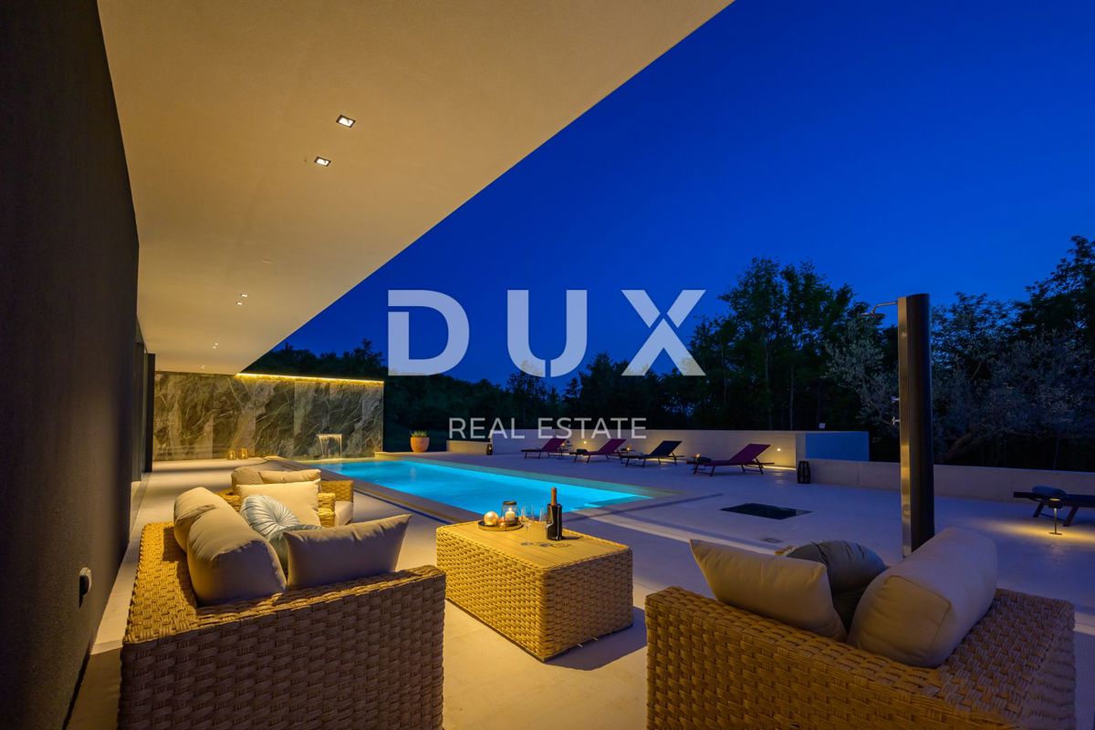 ISTRIA, GROŽNJAN - Villa di design di nuova costruzione con completa privacy, immersa nel verde con una splendida vista