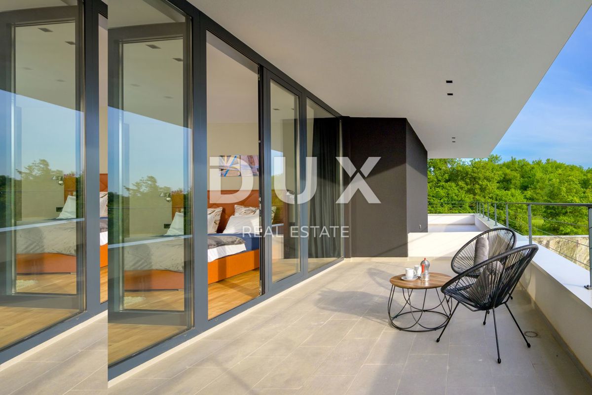 ISTRIA, GROŽNJAN - Villa di design di nuova costruzione con completa privacy, immersa nel verde con una splendida vista