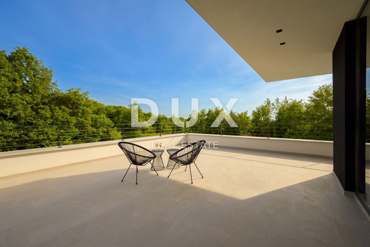 ISTRIA, GROŽNJAN - Villa di design di nuova costruzione con completa privacy, immersa nel verde con una splendida vista