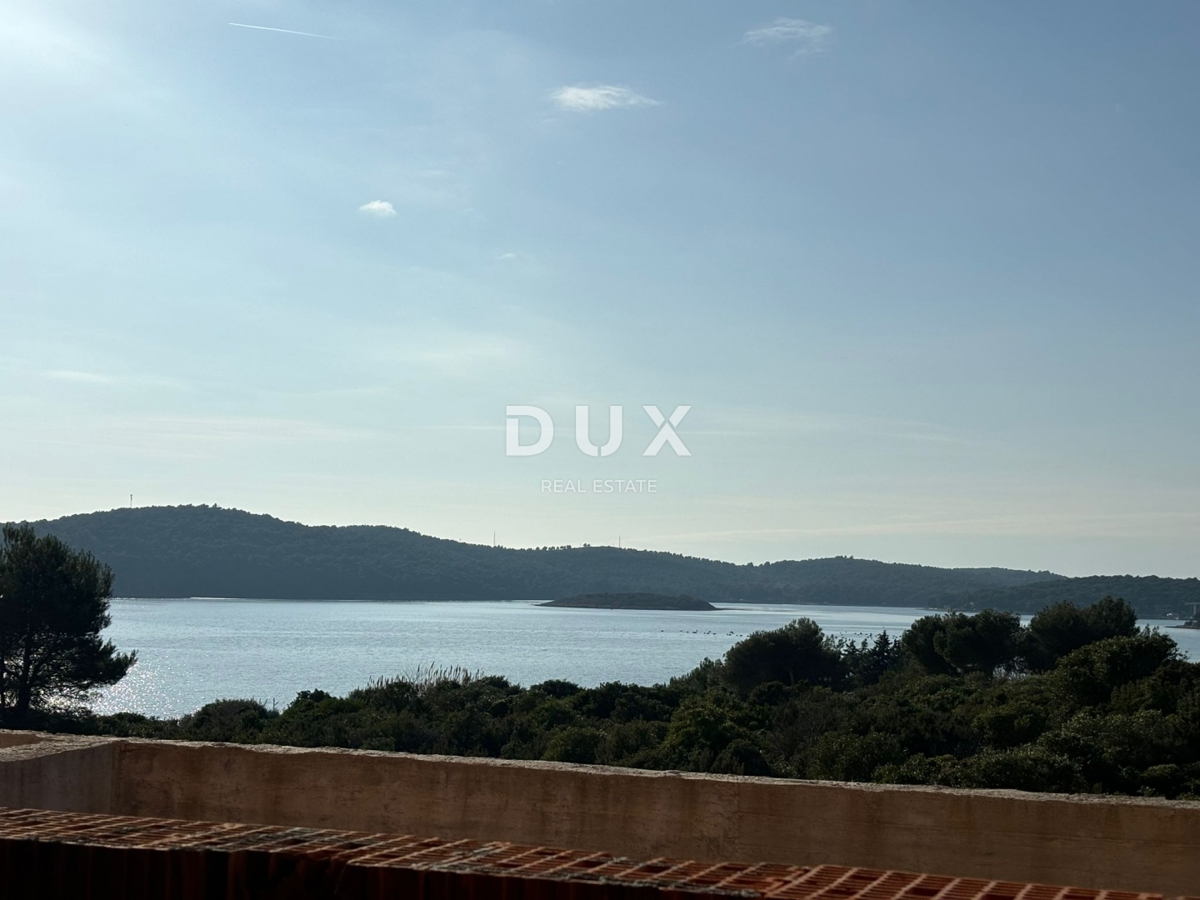 ISTRIA, MEDOLINO - Il tuo sogno al mare! Casa bifamiliare con vista mare da tutti i piani, ROH BAU, ESCLUSIVA!