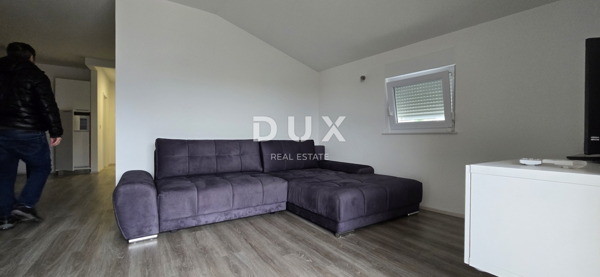 ISTRIA, VERTENIGLA - Spazioso appartamento con balcone e parcheggio privato