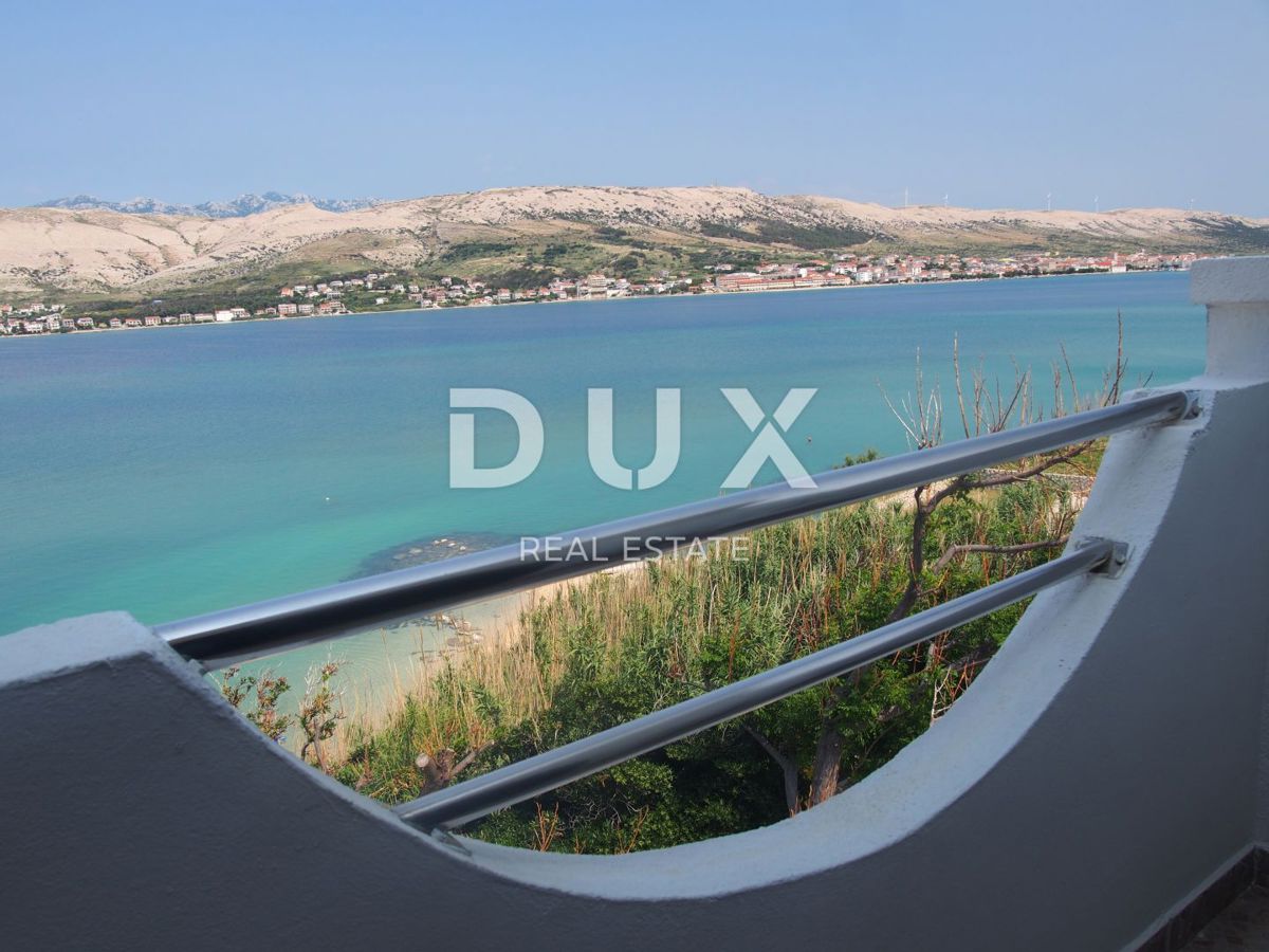 ISOLA DI PAG, PAG - Ampio hotel e 1271 m2 di terreno, 1a fila al mare