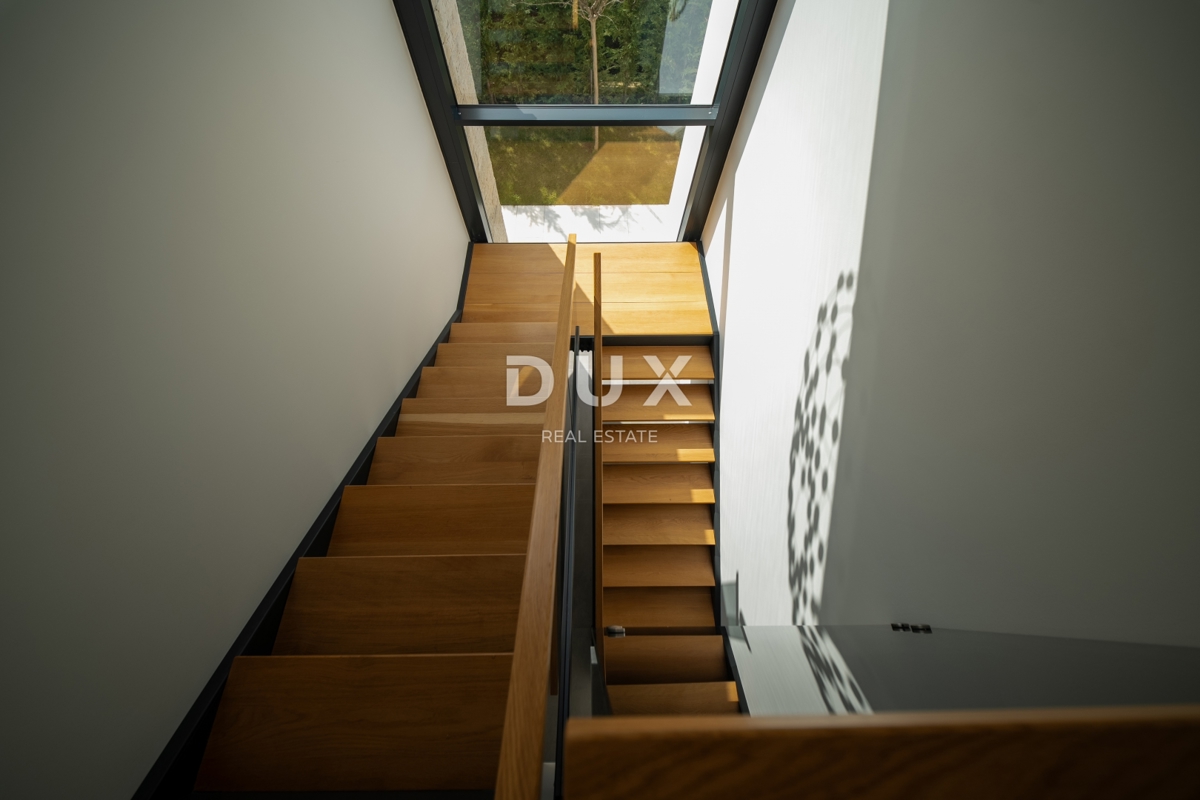 ISTRIA, PARENZO - Villa esclusiva con piscina e vista mare