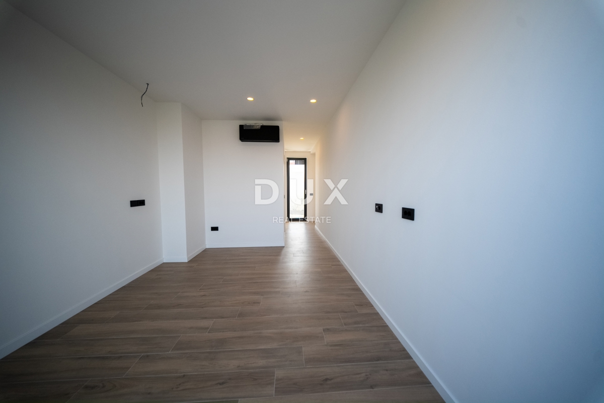 ISTRIA, PARENZO - Villa esclusiva con piscina e vista mare