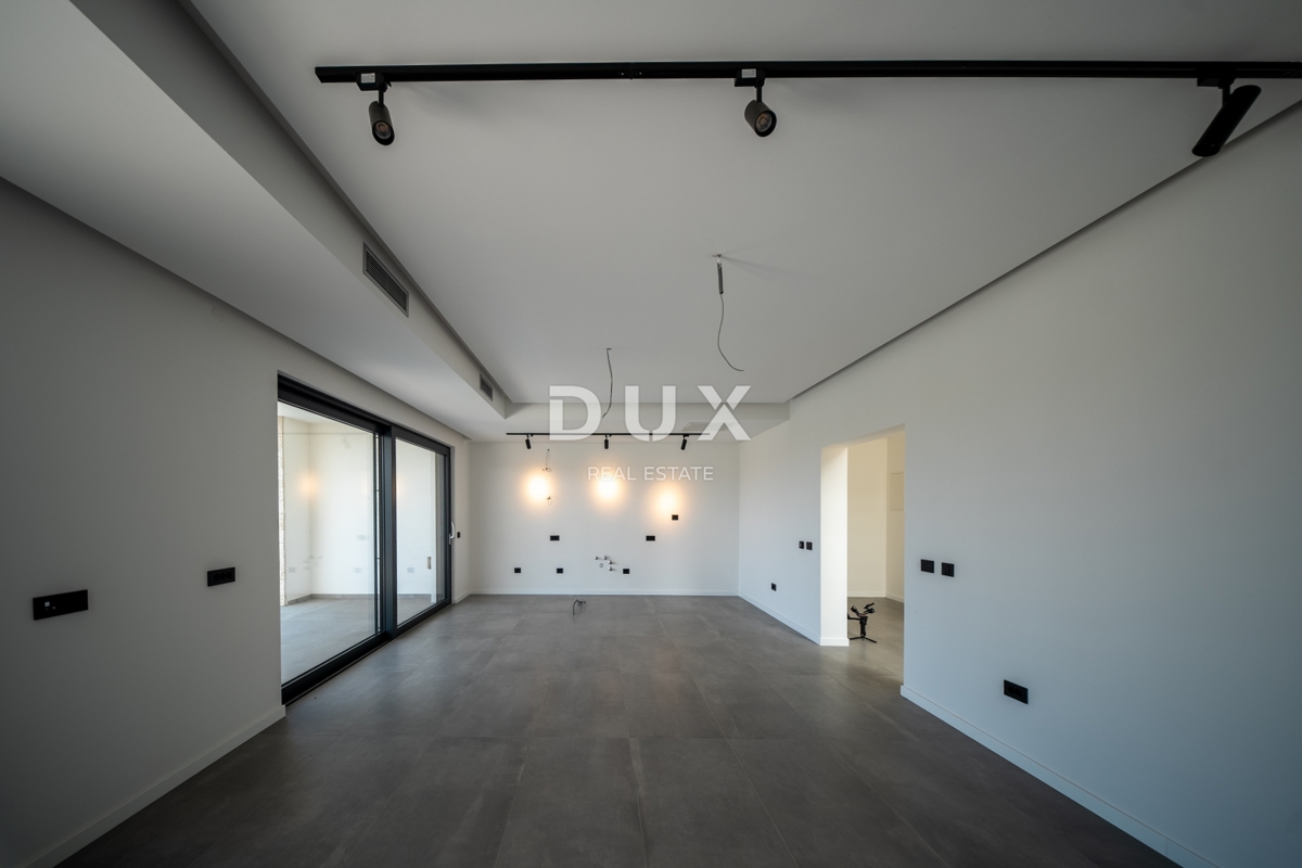 ISTRIA, PARENZO - Villa esclusiva con piscina e vista mare