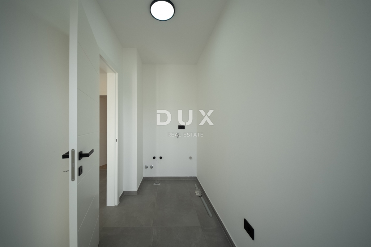 ISTRIA, PARENZO - Villa esclusiva con piscina e vista mare