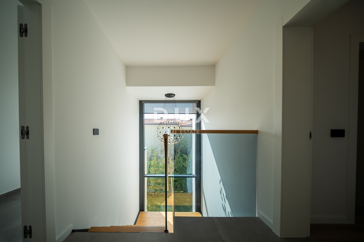 ISTRIA, PARENZO - Villa esclusiva con piscina e vista mare