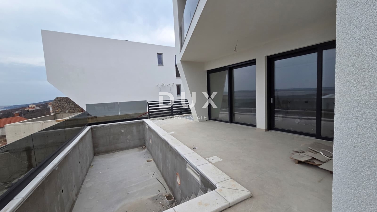CRIKVENICA, JADRANOVO - lussuosa casa bifamiliare con piscina, 134m2