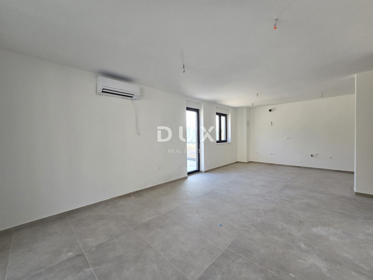 ISTRIA, POLA - Nuovo edificio moderno in un'ottima posizione!