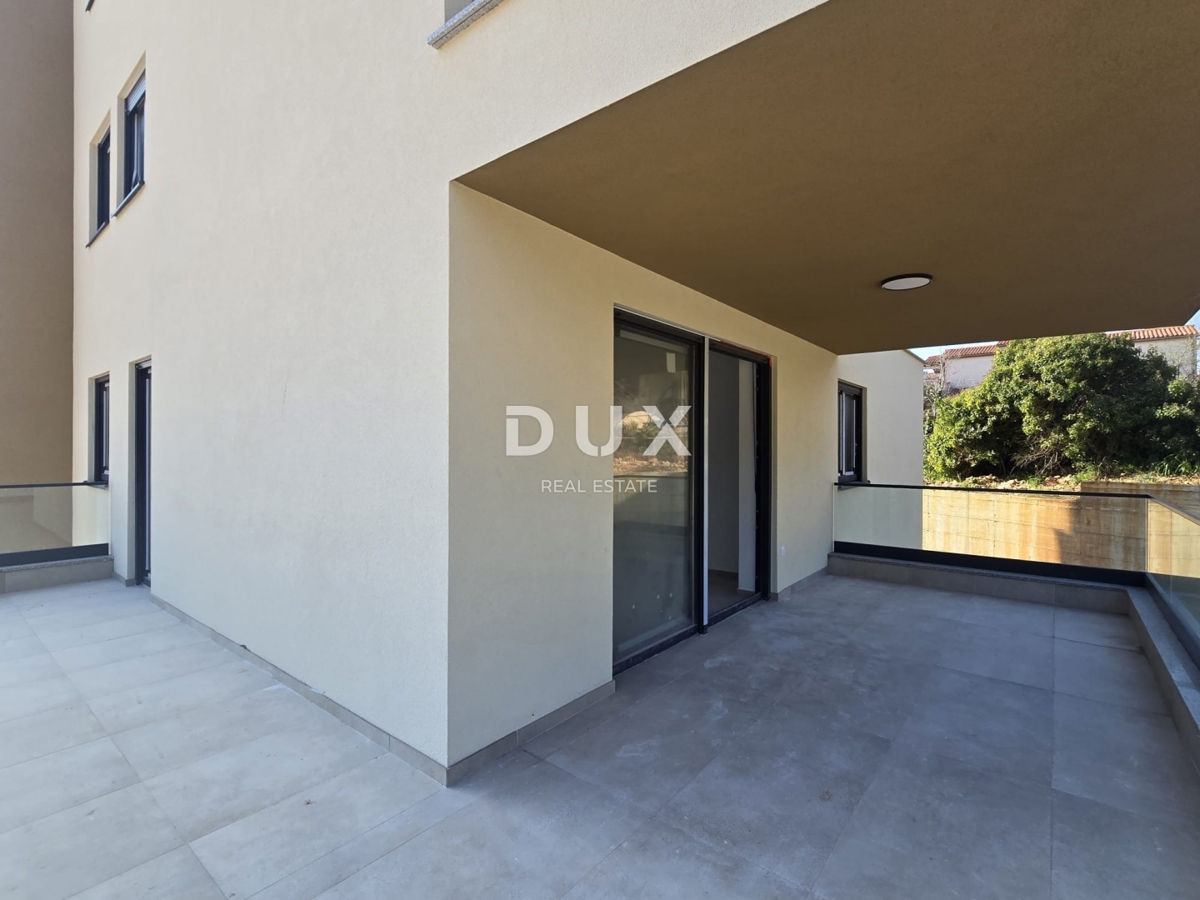 ISTRIA, POLA - Nuovo edificio moderno in un'ottima posizione!