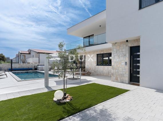 Casa Mandre, Kolan, 465m2